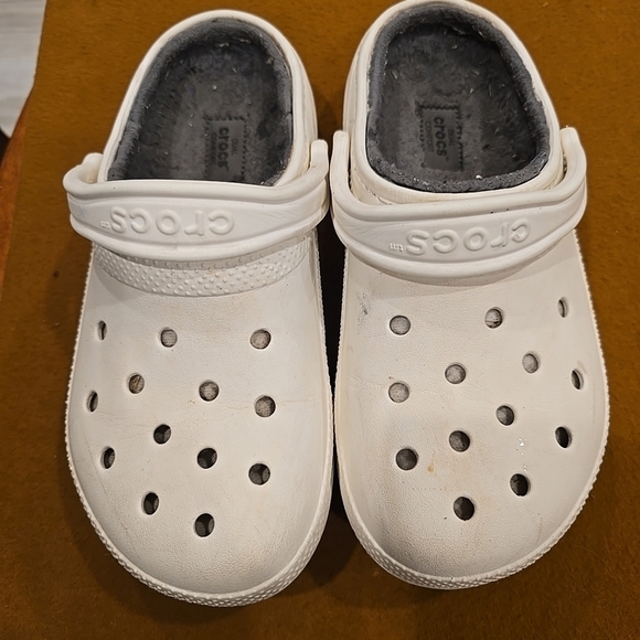 CROCS Shoes - Crocs Classic White Clog with gray comfort liner Unisex Men's 5 women's 7